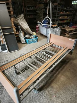 Mechanická polohovací postel - 2