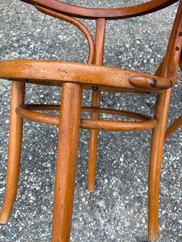 Ohýbané křeslo Thonet - 2