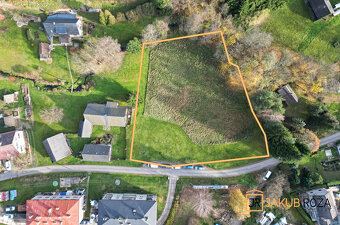 Prodej stavebního pozemku 4212 m² Mříčná - 2