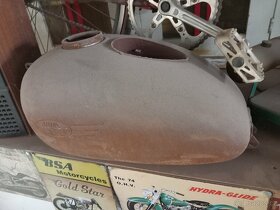 Jawa ČZ nádrž blatník 250 - 2