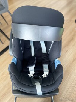 Autosedačka Cybex Aton 5 včetně isofixu - 2
