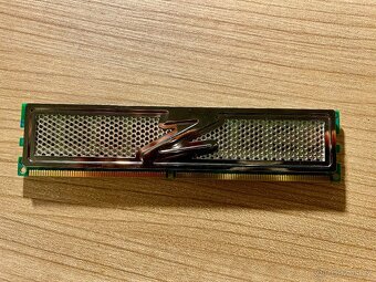 operační pamět RAM DDR2-1066 1GB PC2-8500 OCZ - 2