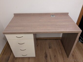 Psací stůl - 2