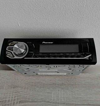 Prodám autorádio Pioneer MVH-160UI - 2