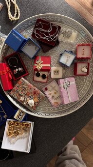 bižuterie v krabičkách - 2