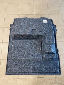 Volvo V90 výplň kufru - 2