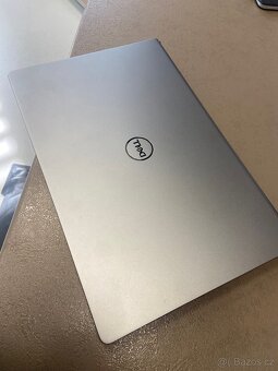 DELL Vostro 15 3530 - 2