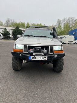 Jeep Grand Cherokee ZJ 5.9 V8 - 2