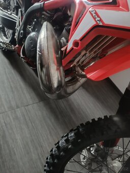 Beta rr300 24 koleno výfuku +tlumič OXA FACTORY - 2