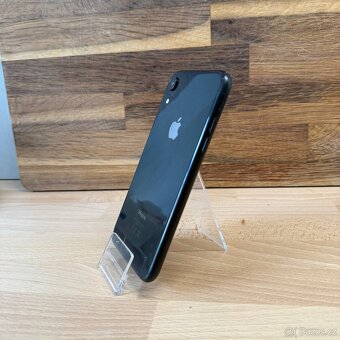 iPhone XR 64GB, černý (12 měsíců záruka) - 2