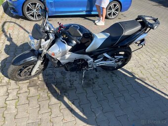 Suziki GSR 600 - 2