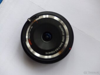 Zuiko Lens 9 mm - 2