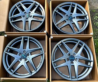 Dobry den prodám alu kola značky Borbet 5x112 R19” - 2