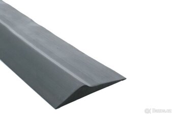 Trido těsnění pod vrata - 2
