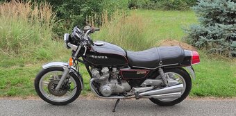 Honda CB 750 K typ RC01 - 2