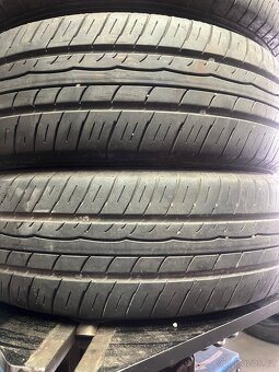 175/65/15 Dunlop SP Sport Fastresponse - 2