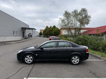 OPEL VECTRA C 1,8 16V 90kW - 1.majitel - pouze 130000km - 2