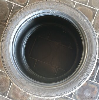 KUMHO ESTA PS 71, 245/45ZR19. - 2