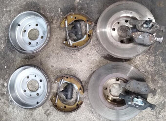 ZÁNOVNÍ   BRZDY FIAT BRAVO/BRAVA 1,4 59KW - 2