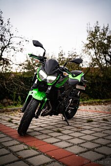 Kawasaki Z400 - 2