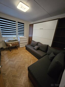 Vyklápěcí postel 200×180 s pohovkou - 2