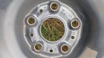 Plechová kola R16 - 2