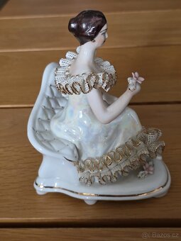 Porcelánová figurka - 2