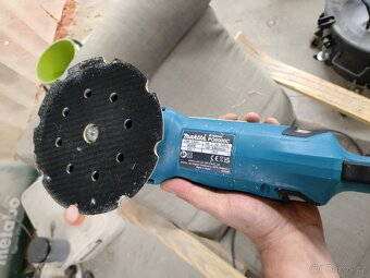 Profi leštička Makita PO6000C - 2
