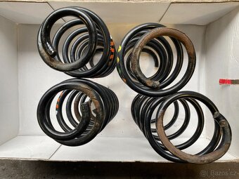 Originál pružiny Superb 2 - 2