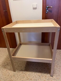 Přebalovací pult - 2