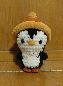 Tučňák, s čepičkou, háčkovaný, plyšový - 2