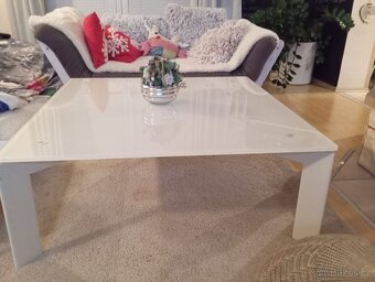 Konferenční stolek - 2