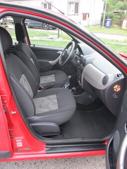 DACIA SANDERO 1.4 MPI, ZÁRUKA - 2