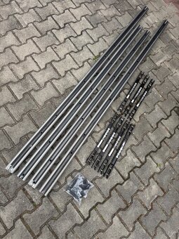 Posuvné kolejnice do zadní řady Mercedes Viano W639 - 2