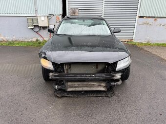 AUDI A4 B8 AVANT 2.0 TDI 2010 - 2