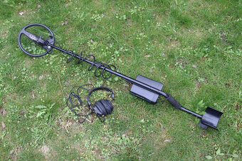 Detektor kovů MINELAB Musketeer Advantage - 2