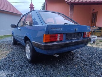 Ford Escort - 2