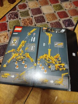LEGO TECHNIC JEŘÁB - 2