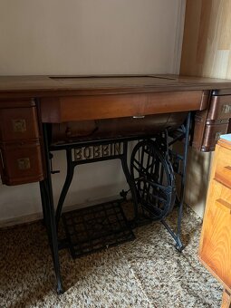 Šicí stroj - Bobbin - 2