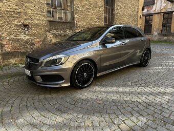 Mercedes-Benz A180d AMG sportpaket 2015 - 2