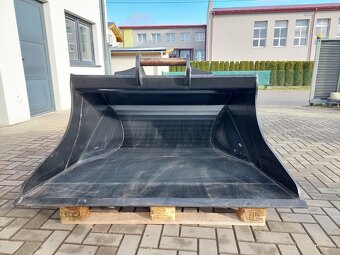 Lžíce S60 skladem ruzne - 2