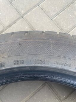 Dunlop SP Sport Fastresponse 225/45-17 - 2