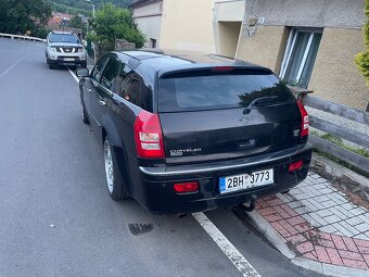 Chrysler 300c 3.0crd - 2