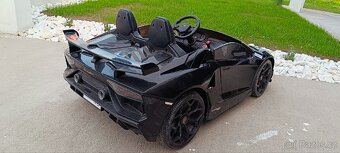 Elektrické autíčko Lamborghini DRIFTOVACÍ - 2