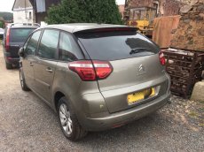 Citroen C4 Picasso 1.6 HDI 82KW na díly barva KEBC - 2