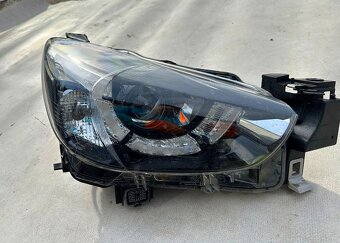 Mazda 2 DD, LED pravý přední světlomet - 2