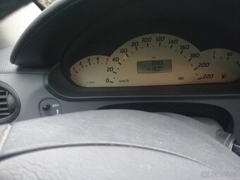Mercedes A190 - 2