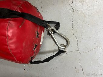 Boxovací pytel cca 60cm výška, cca 20kg váha. - 2