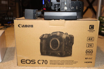 Cinema kamera Canon EOS C70, 2 baterie, SD karta 256 Mb/s, v - 2