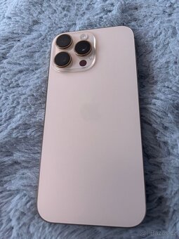 iPhone 16 pro Max pouštní Titan - 2